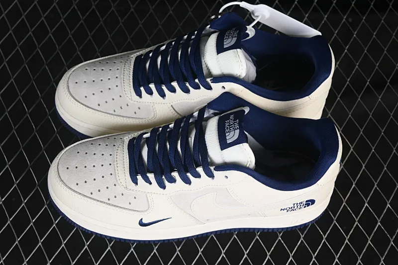 All categories Nk Air Force 1 Air Force series Nk Air Force 1 Low Air Force low-top Nike Air Force 1'07 Low North Face joint pig eight-meter blue Air Force 1 low-top casual sneakers DF0188-107